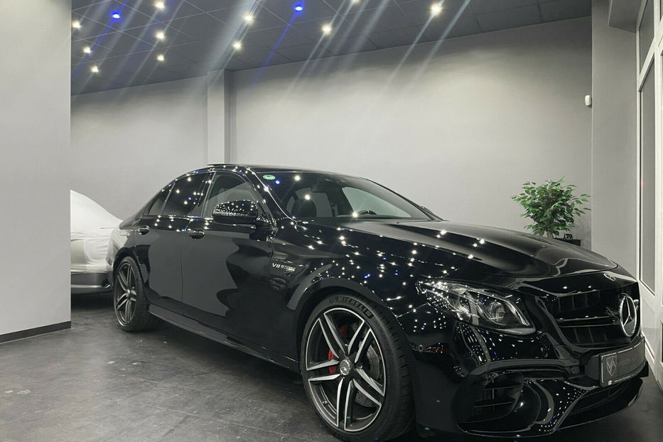 Продам Mercedes-Benz E-Class E63S AMG 4Matic 2019 года в Киеве