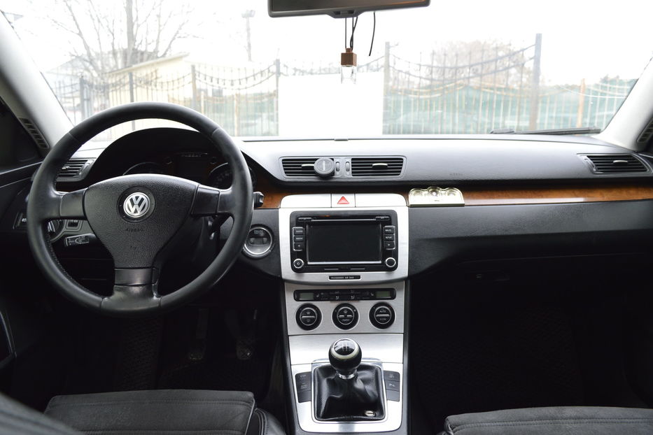 Продам Volkswagen Passat B6 2006 года в Одессе