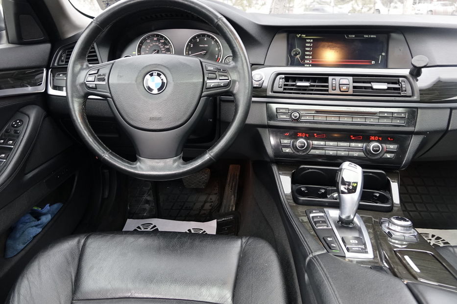 Продам BMW 535 XDRIVE 2012 года в Одессе