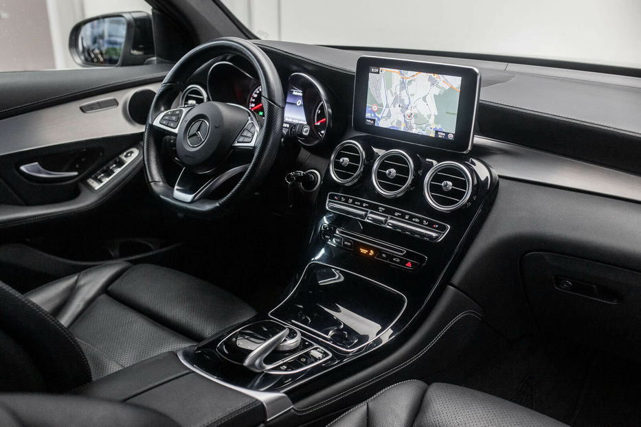 Продам Mercedes-Benz GLC-Class GLC350d AMG 4Matic 2019 года в Киеве