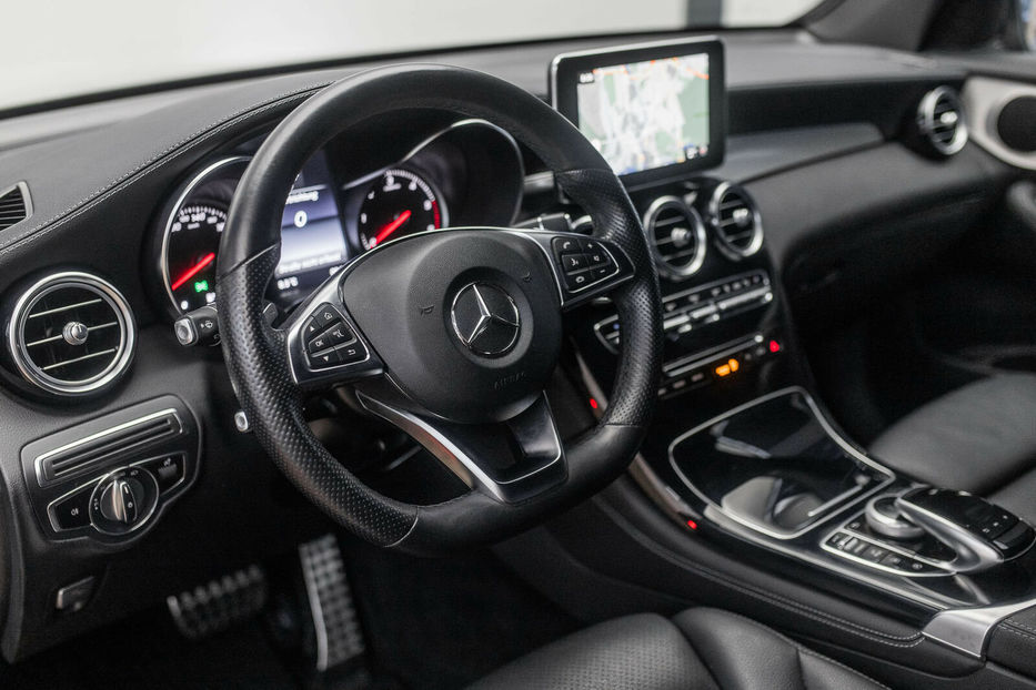 Продам Mercedes-Benz GLC-Class GLC350d AMG 4Matic 2019 года в Киеве