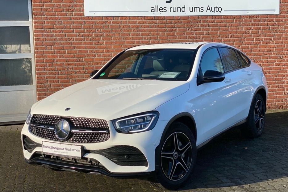 Продам Mercedes-Benz GLC-Class GLC300e AMG 4Matic Hybrid 2019 года в Киеве