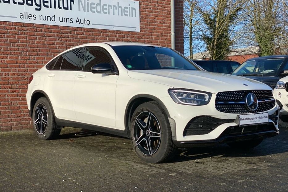 Продам Mercedes-Benz GLC-Class GLC300e AMG 4Matic Hybrid 2019 года в Киеве