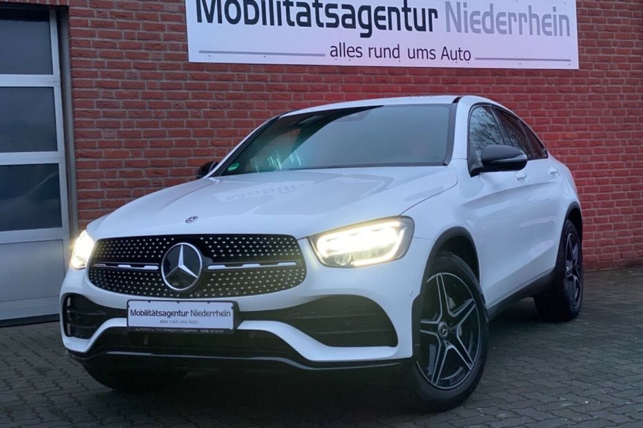 Продам Mercedes-Benz GLC-Class GLC300e AMG 4Matic Hybrid 2019 года в Киеве