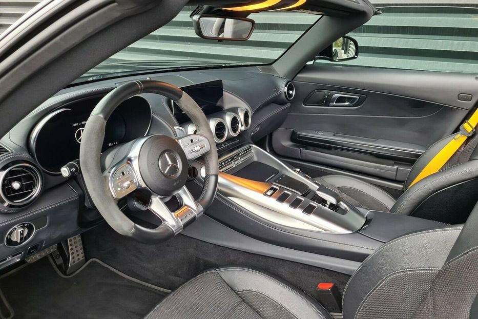 Продам Mercedes-Benz AMG GT Roadster 2019 года в Киеве