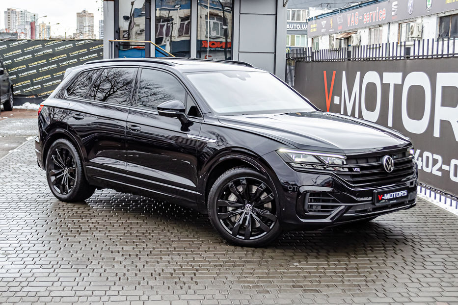 Продам Volkswagen Touareg 4.0TDi R-Line 2021 года в Киеве