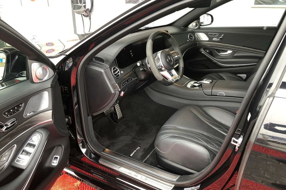 Продам Mercedes-Benz S-Class S63 AMG Lang 4Matic 2019 года в Киеве