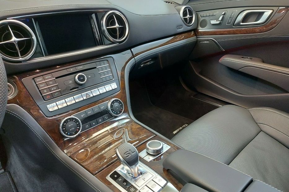 Продам Mercedes-Benz SL-Class SL500 2019 года в Киеве