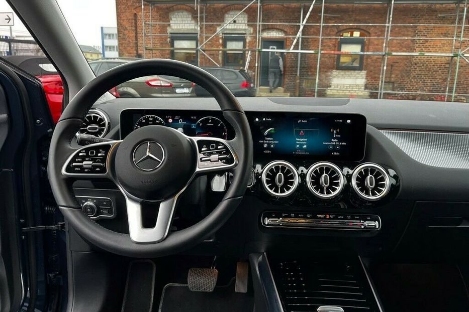 Продам Mercedes-Benz B-Class B200d 2020 года в Киеве