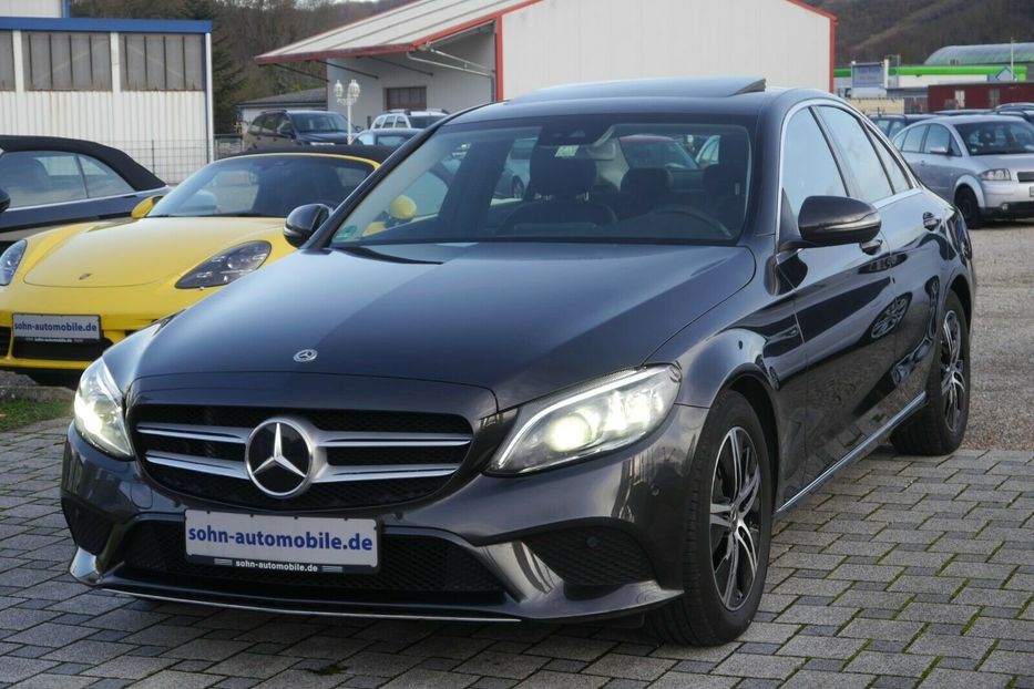 Продам Mercedes-Benz C-Class C220d 2020 года в Киеве