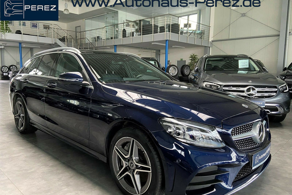 Продам Mercedes-Benz C-Class C300e Hybrid 2020 года в Киеве