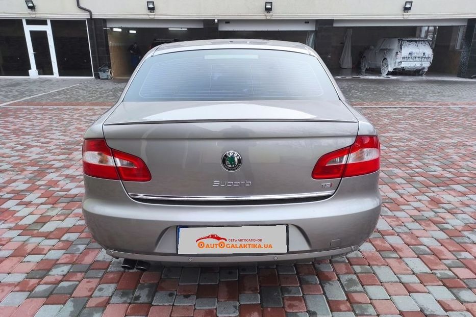 Продам Skoda Superb 2012 года в Николаеве