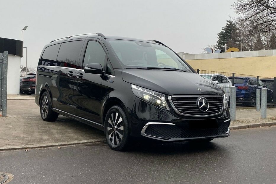 Продам Mercedes-Benz AMG EQV 300 2020 года в Киеве