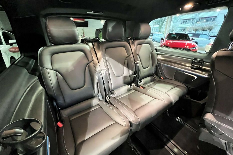Продам Mercedes-Benz V-Class V300d 2020 года в Киеве