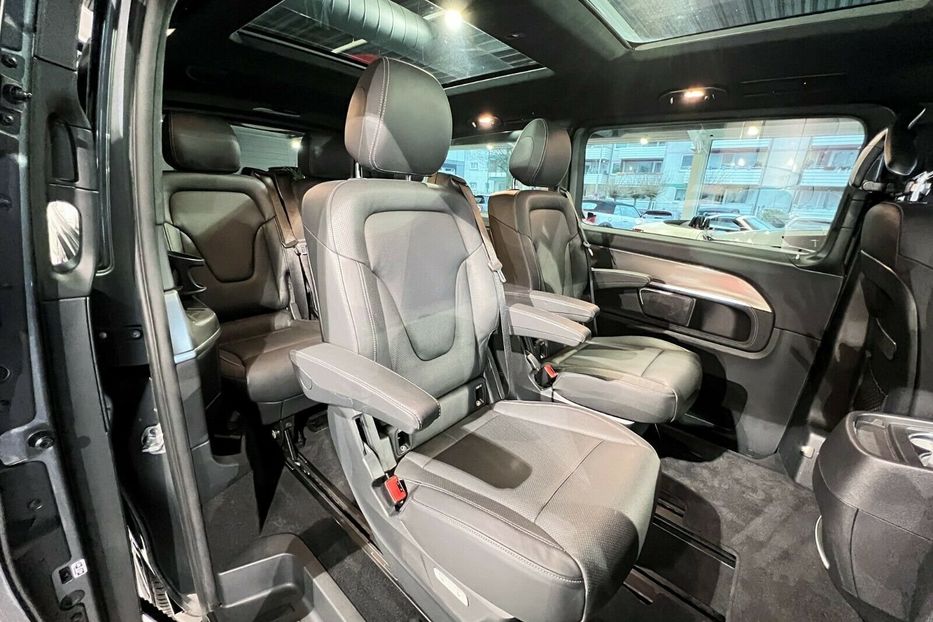 Продам Mercedes-Benz V-Class V300d 2020 года в Киеве
