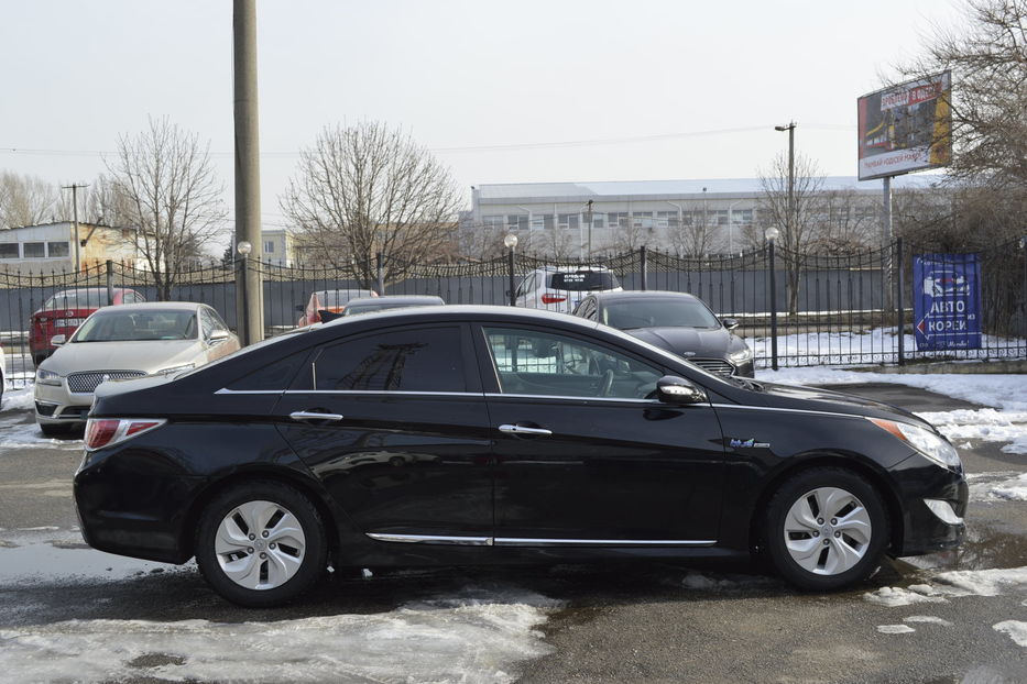 Продам Hyundai Sonata hybrid 2013 года в Одессе