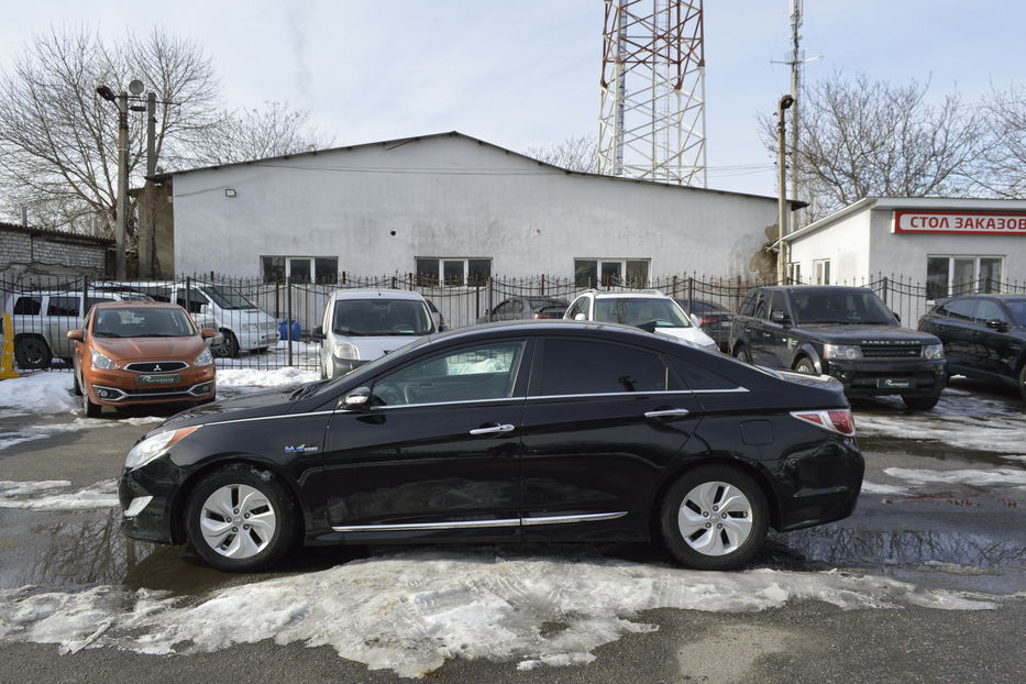 Продам Hyundai Sonata hybrid 2013 года в Одессе