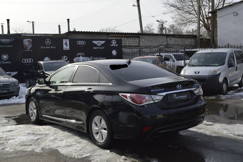 Продам Hyundai Sonata hybrid 2013 года в Одессе