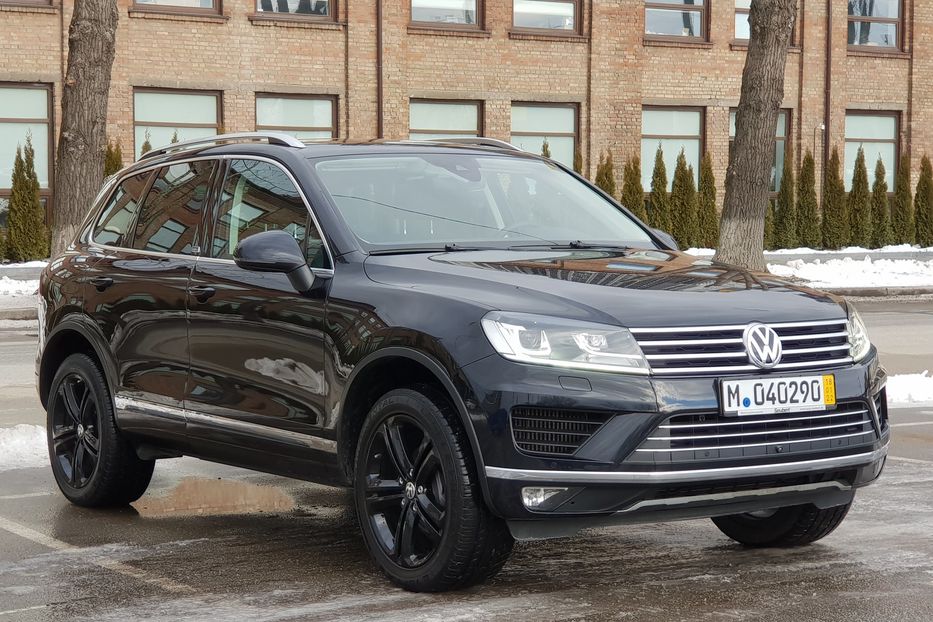 Продам Volkswagen Touareg EXECUTIVE EDITION 2017 года в Киеве