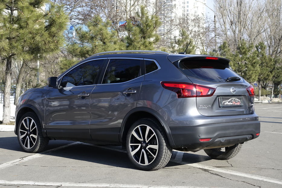 Продам Nissan Rogue SPORT SL AWD 2019 года в Одессе