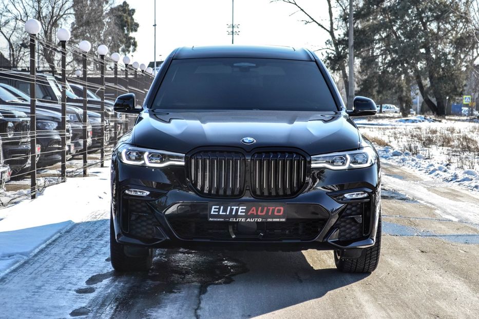 Продам BMW X7 M 50 I 2019 года в Киеве