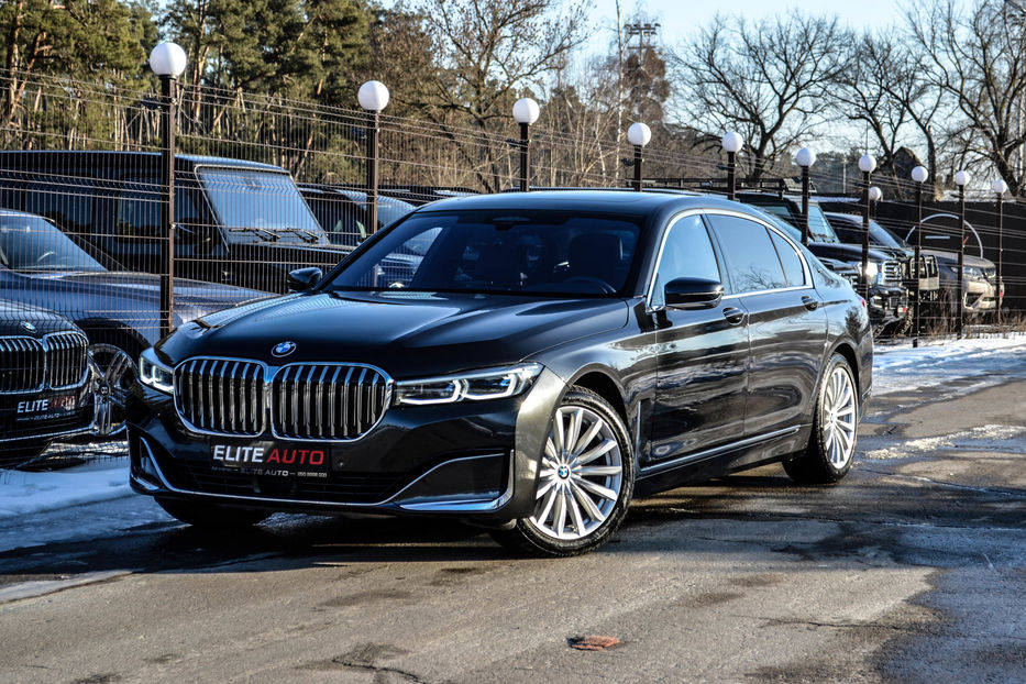 Продам BMW 760 2019 года в Киеве