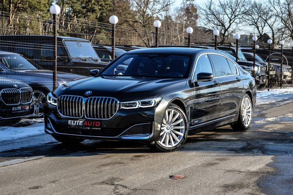 Продам BMW 760 2019 года в Киеве