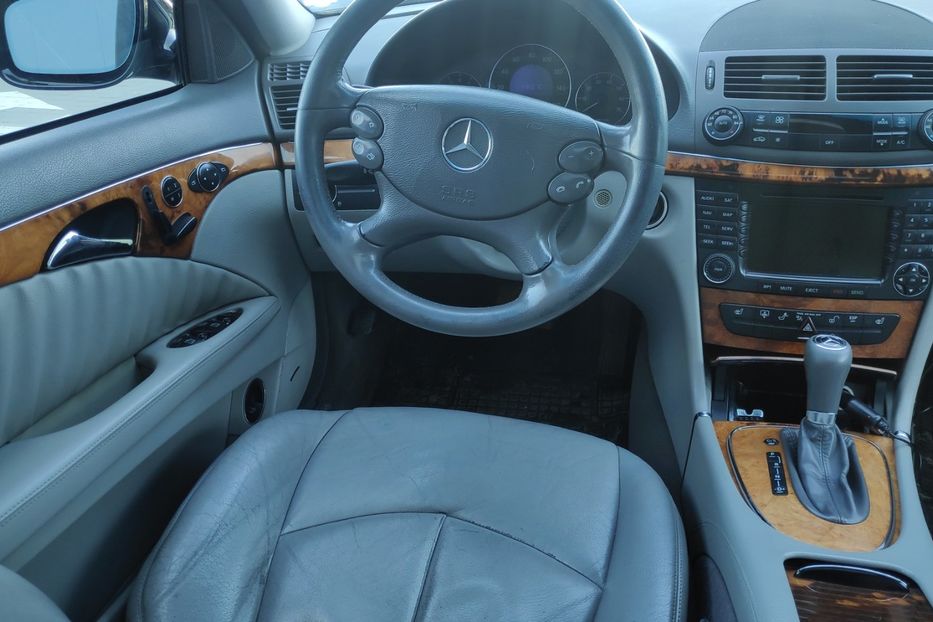 Продам Mercedes-Benz E-Class 350 2006 года в Николаеве