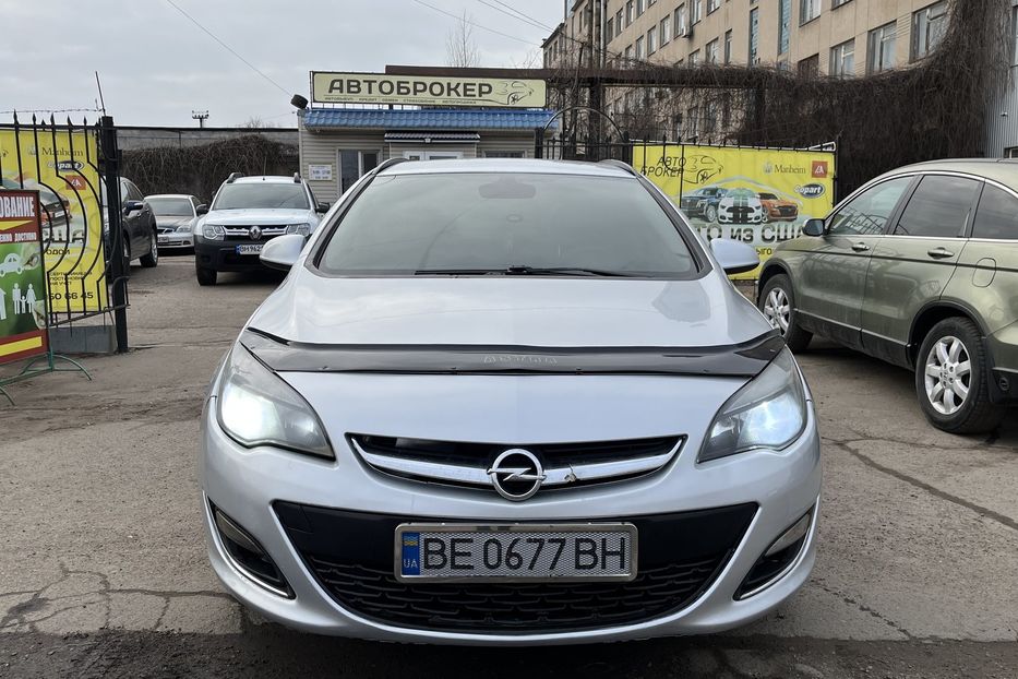 Продам Opel Astra J TDI 2013 года в Николаеве