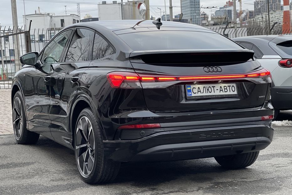 Продам Audi E-Tron Q4 Sportback 50 Quattro 2022 года в Киеве