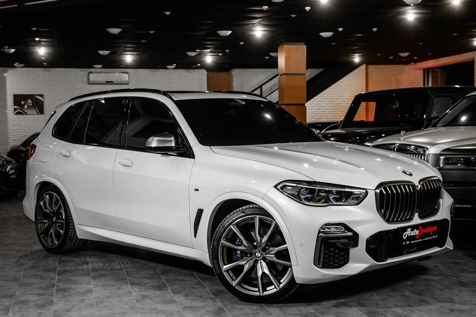 Продам BMW X5 M50D 2020 года в Одессе