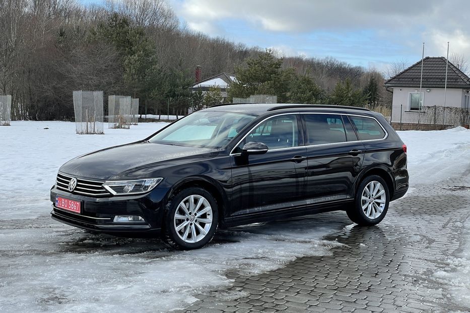 Продам Volkswagen Passat B8 Comfortline 2017 года в Львове