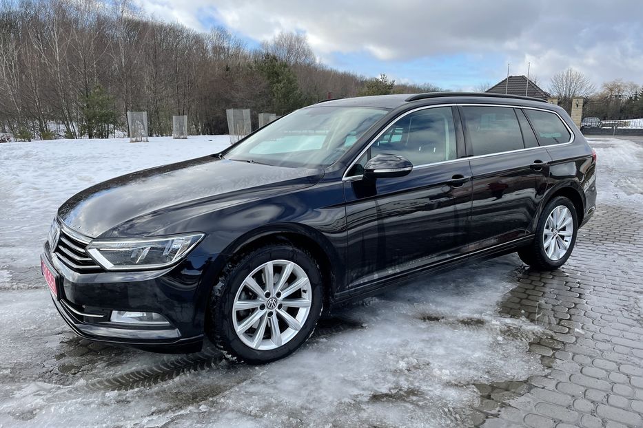 Продам Volkswagen Passat B8 Comfortline 2017 года в Львове