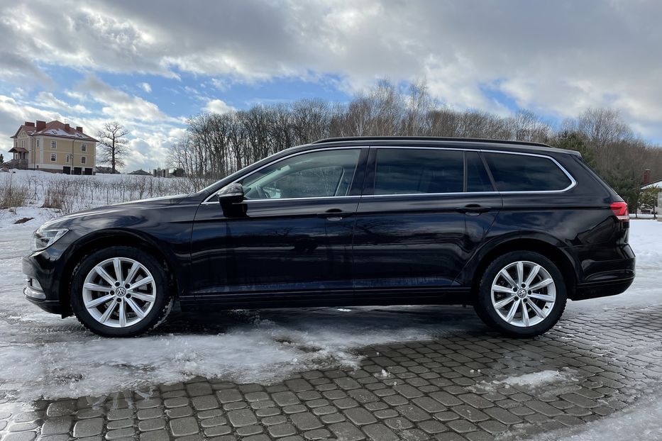 Продам Volkswagen Passat B8 Comfortline 2017 года в Львове