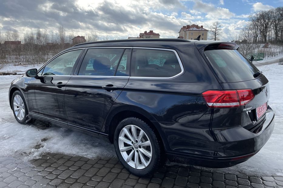 Продам Volkswagen Passat B8 Comfortline 2017 года в Львове