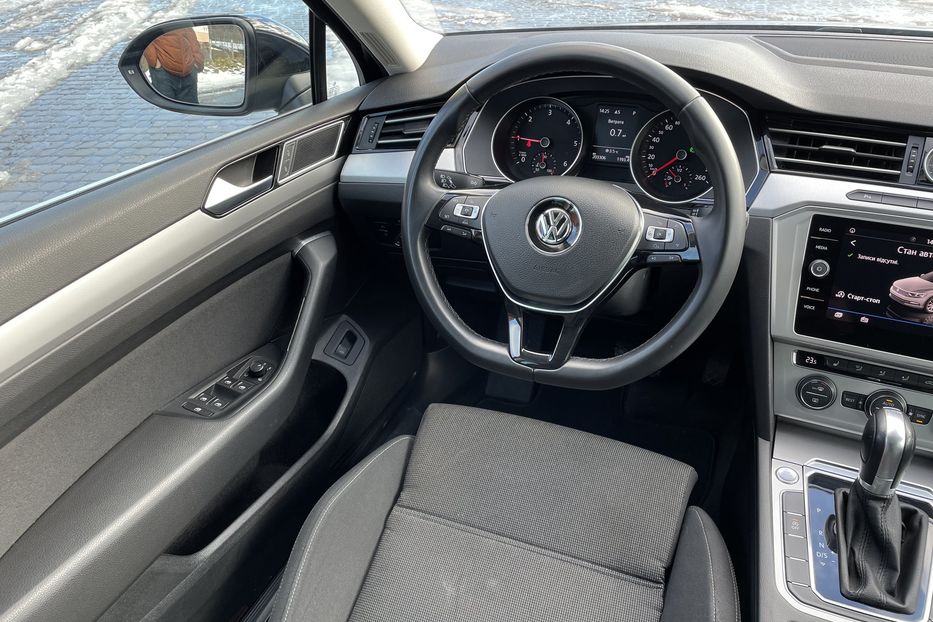 Продам Volkswagen Passat B8 Comfortline 2017 года в Львове