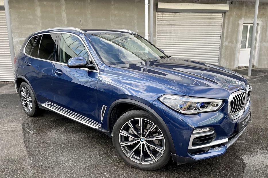 Продам BMW X5 30d 2019 года в Киеве