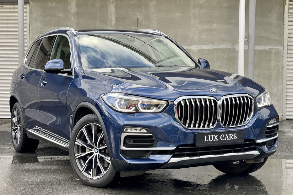 Продам BMW X5 30d 2019 года в Киеве