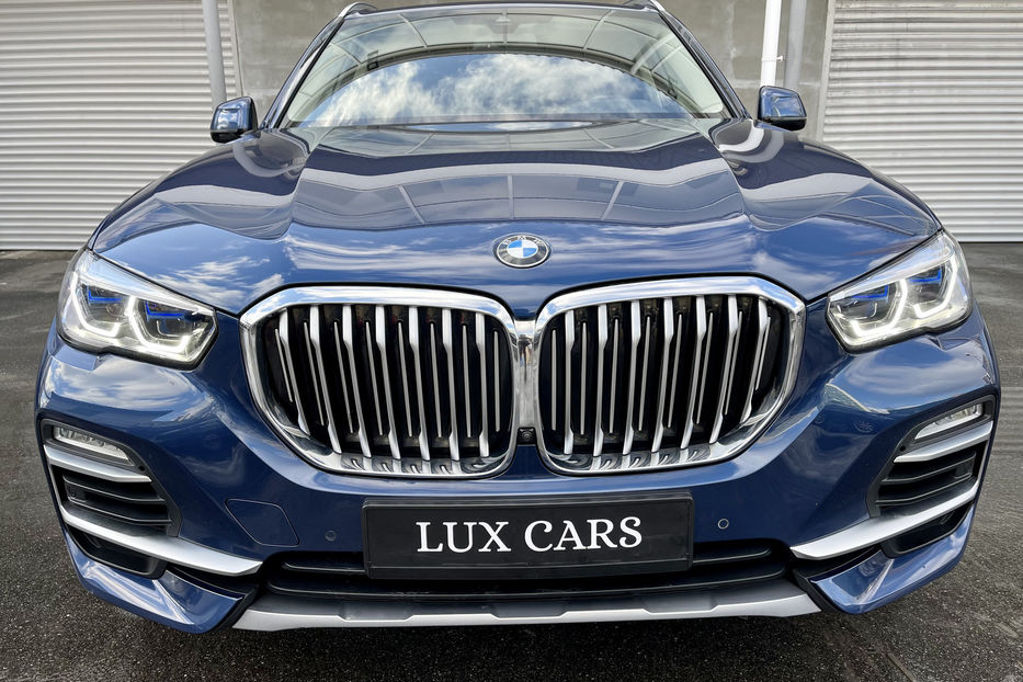 Продам BMW X5 30d 2019 года в Киеве