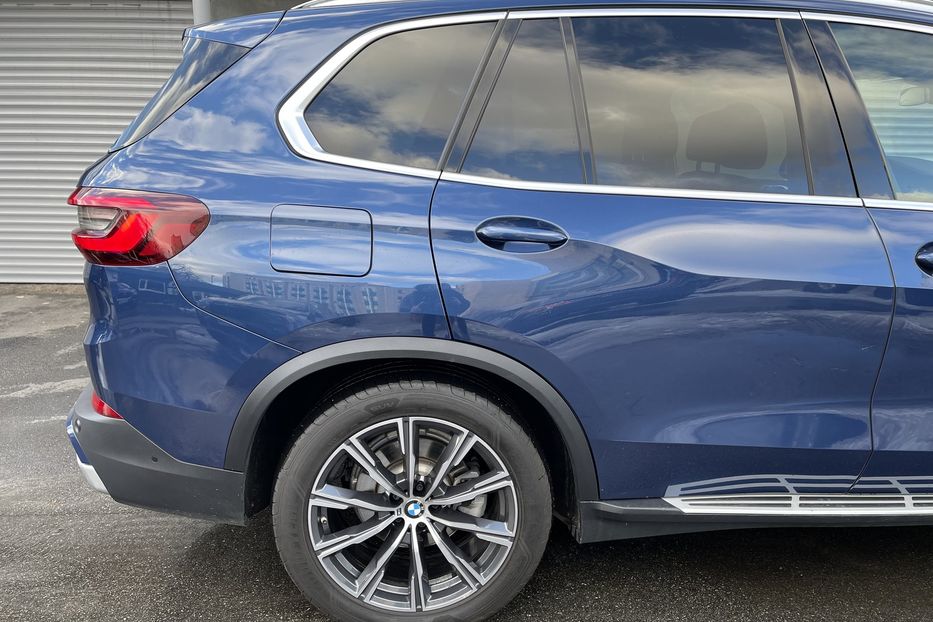 Продам BMW X5 30d 2019 года в Киеве