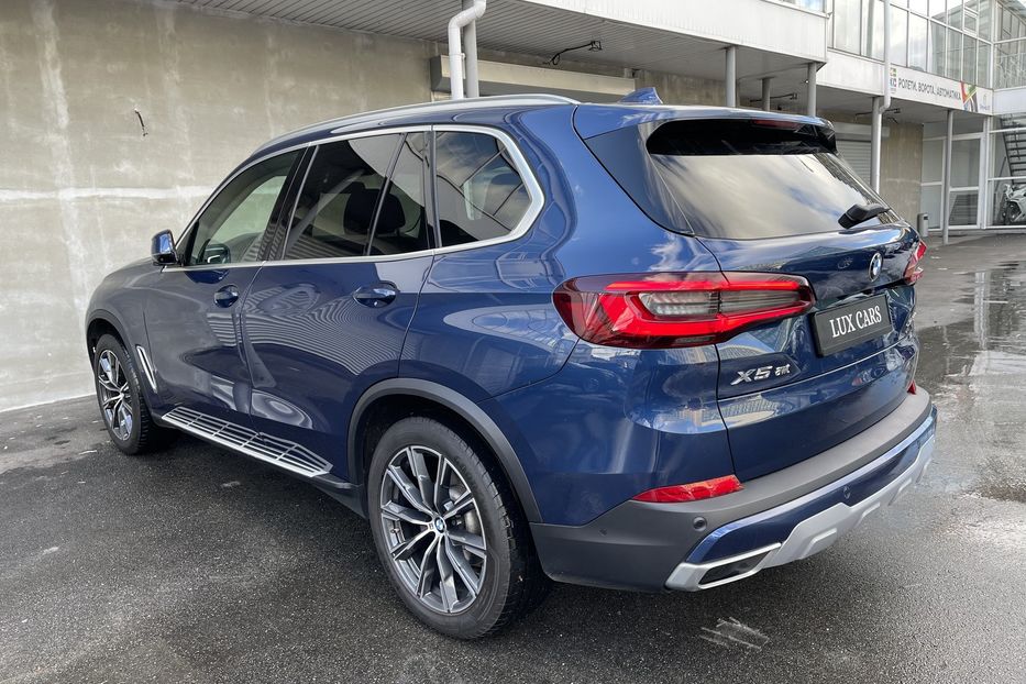 Продам BMW X5 30d 2019 года в Киеве