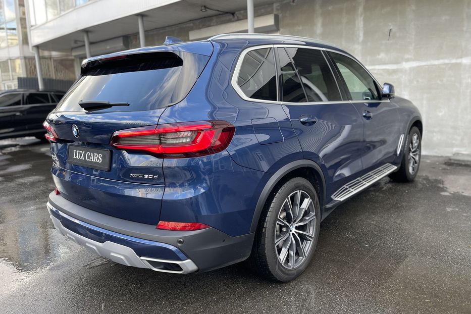 Продам BMW X5 30d 2019 года в Киеве