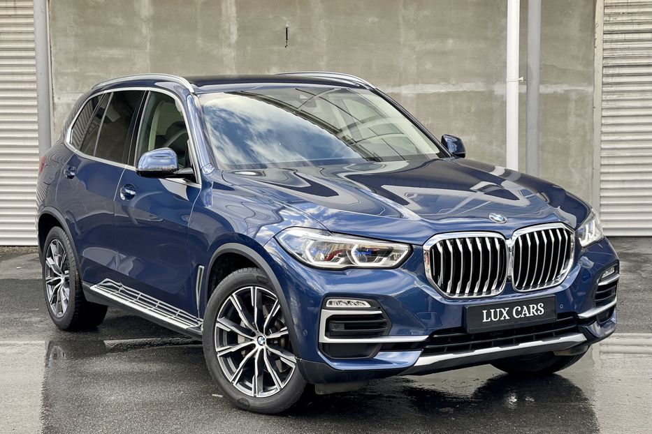 Продам BMW X5 30d 2019 года в Киеве