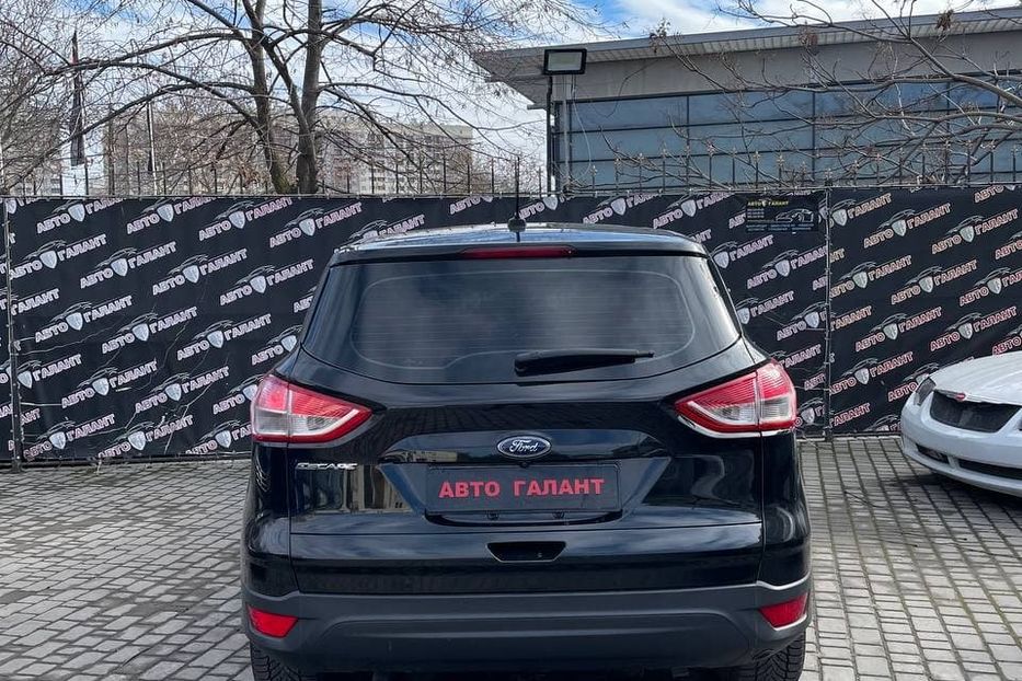 Продам Ford Escape 2013 года в Одессе