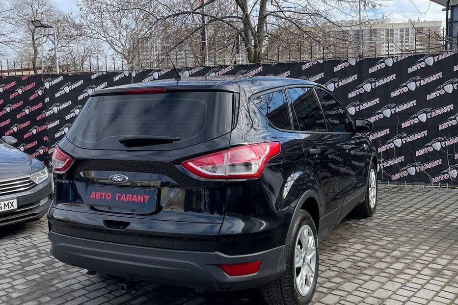 Продам Ford Escape 2013 года в Одессе