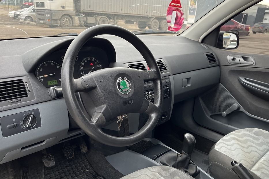 Продам Skoda Fabia Combi 2004 года в Николаеве