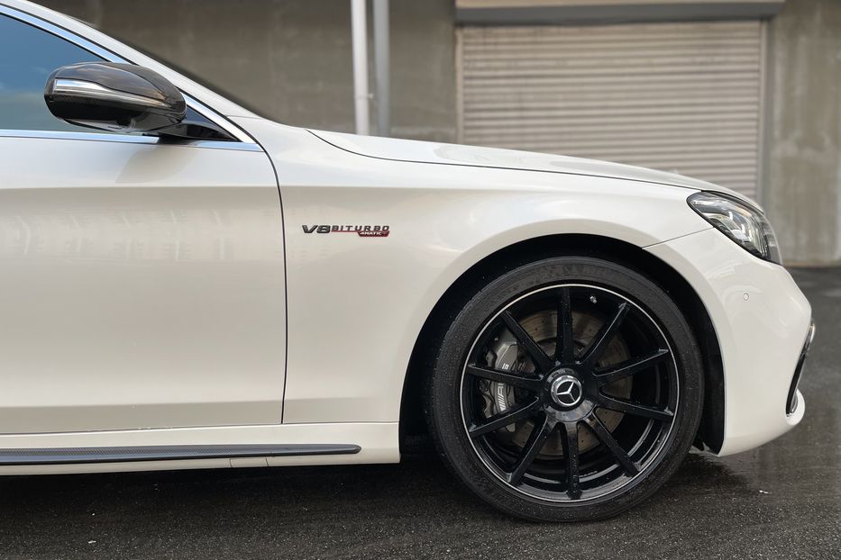 Продам Mercedes-Benz S-Class 63 AMG 4MATIC  2013 года в Киеве