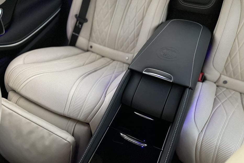 Продам Mercedes-Benz S-Class 63 AMG 4MATIC  2013 года в Киеве
