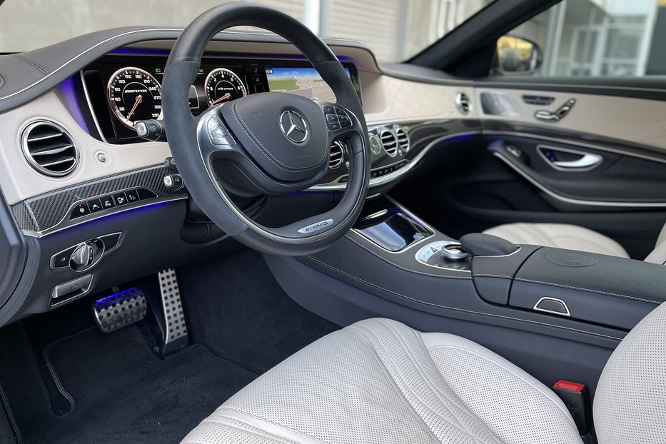 Продам Mercedes-Benz S-Class 63 AMG 4MATIC  2013 года в Киеве