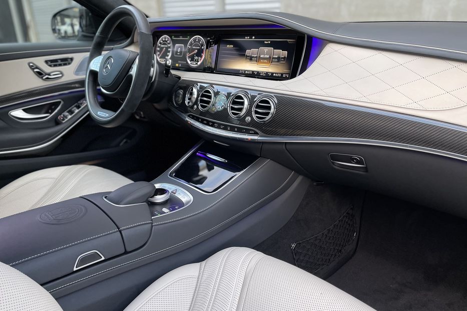 Продам Mercedes-Benz S-Class 63 AMG 4MATIC  2013 года в Киеве
